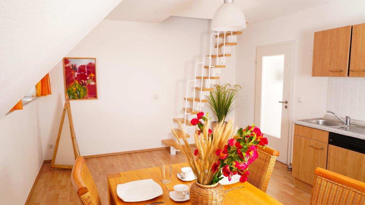 3 Schlafzimmer 8 Gaste Ruhig 110Qm Nahe Flughafen Norderstedt Luaran gambar
