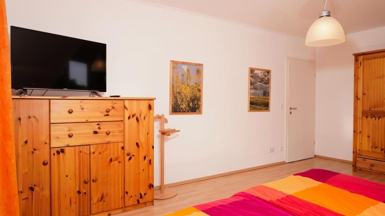 3 Schlafzimmer 8 Gaste Ruhig 110Qm Nahe Flughafen Norderstedt Luaran gambar